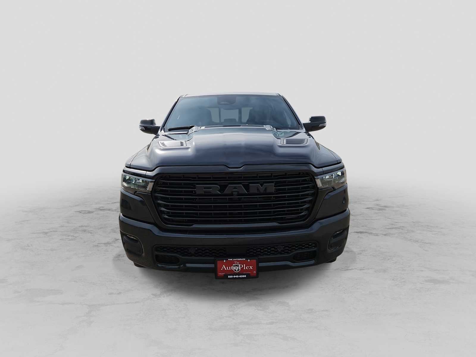 2026 RAM Ram 1500 RAM 1500 LARAMIE CREW CAB 4X2 5'7' BOX