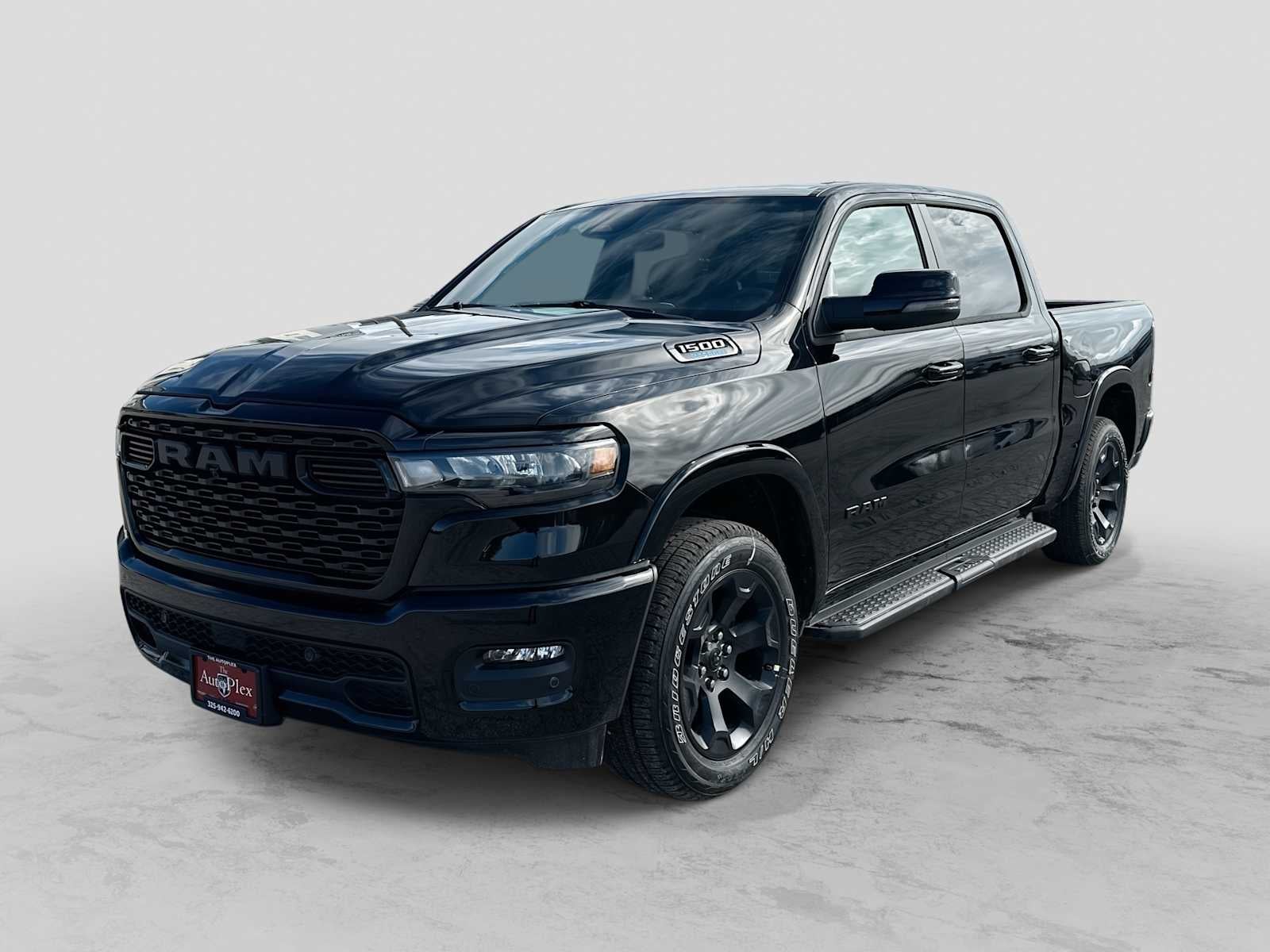 2027 RAM 1500 RAM 1500 LONE STAR CREW CAB 4X4 5'7' BOX