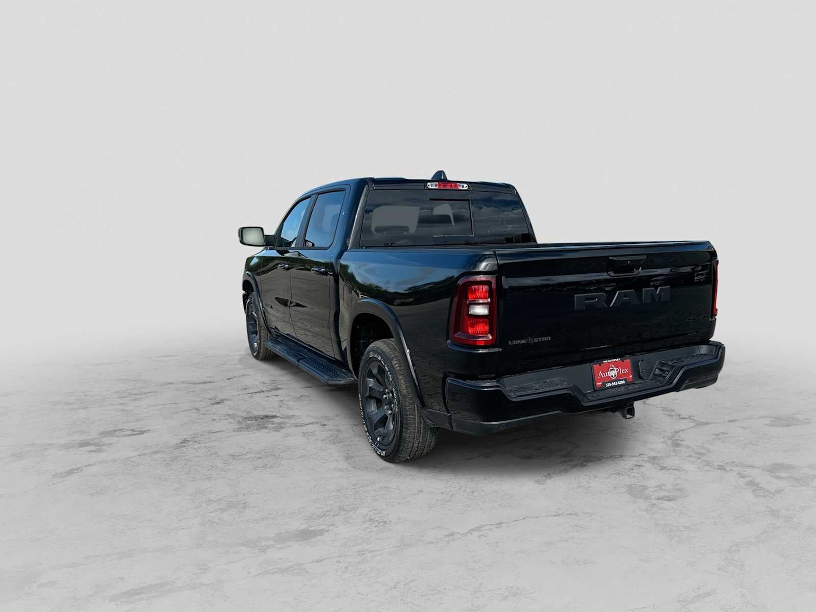 2027 RAM 1500 RAM 1500 LONE STAR CREW CAB 4X4 5'7' BOX