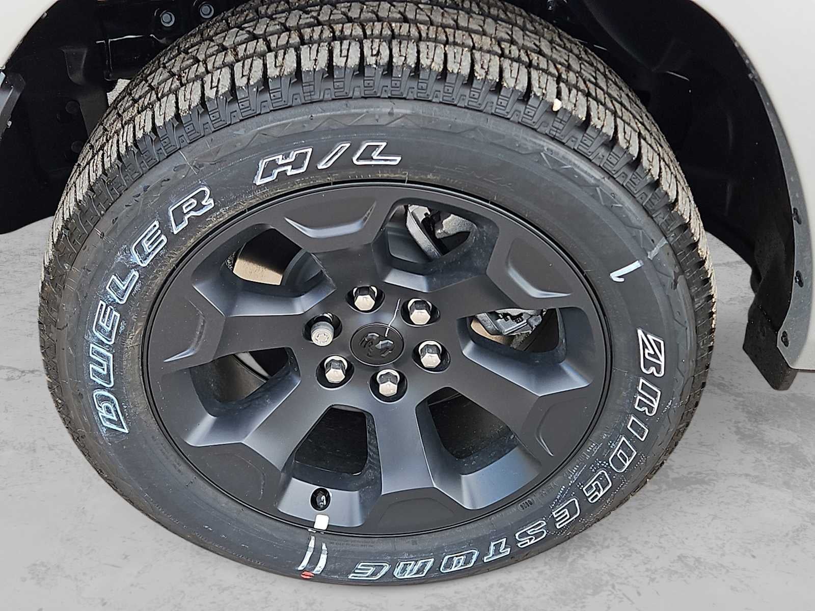 2026 RAM Ram 1500 RAM 1500 LONE STAR CREW CAB 4X4 5'7' BOX