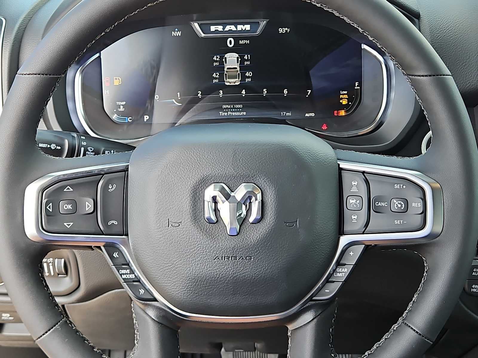 2026 RAM Ram 1500 RAM 1500 LONE STAR CREW CAB 4X4 5'7' BOX