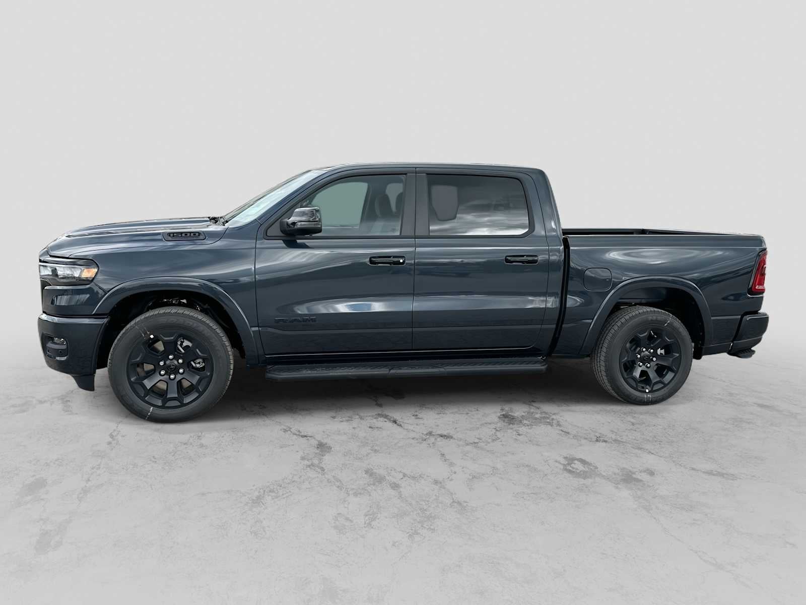2027 RAM 1500 RAM 1500 LONE STAR CREW CAB 4X4 5'7' BOX