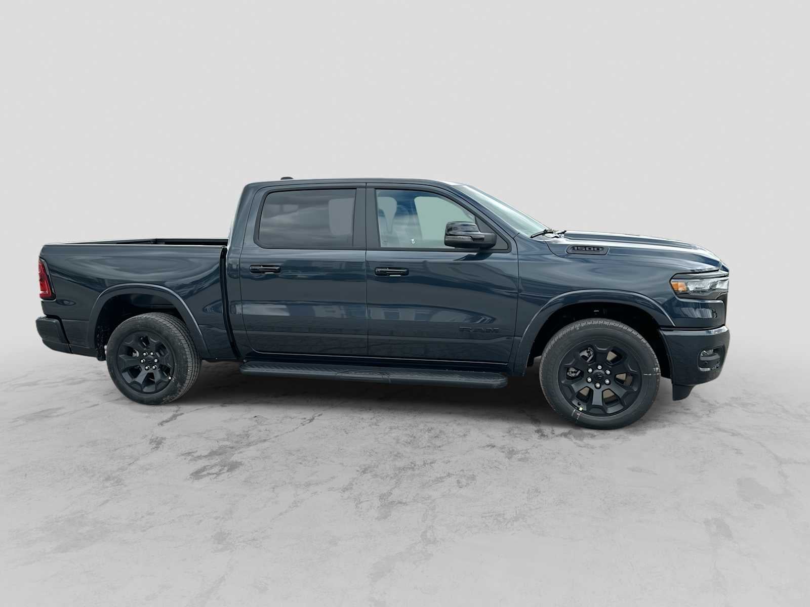 2027 RAM 1500 RAM 1500 LONE STAR CREW CAB 4X4 5'7' BOX
