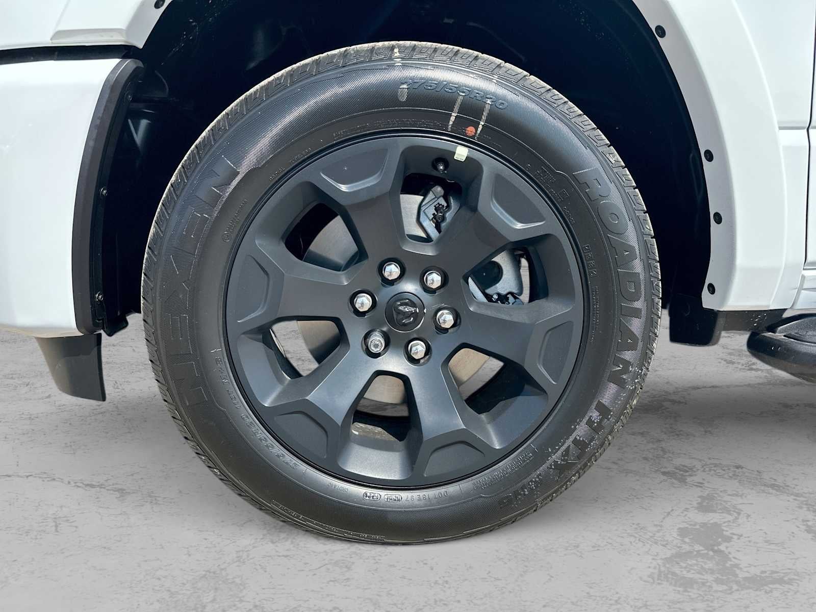 2027 RAM 1500 RAM 1500 LONE STAR CREW CAB 4X4 5'7' BOX