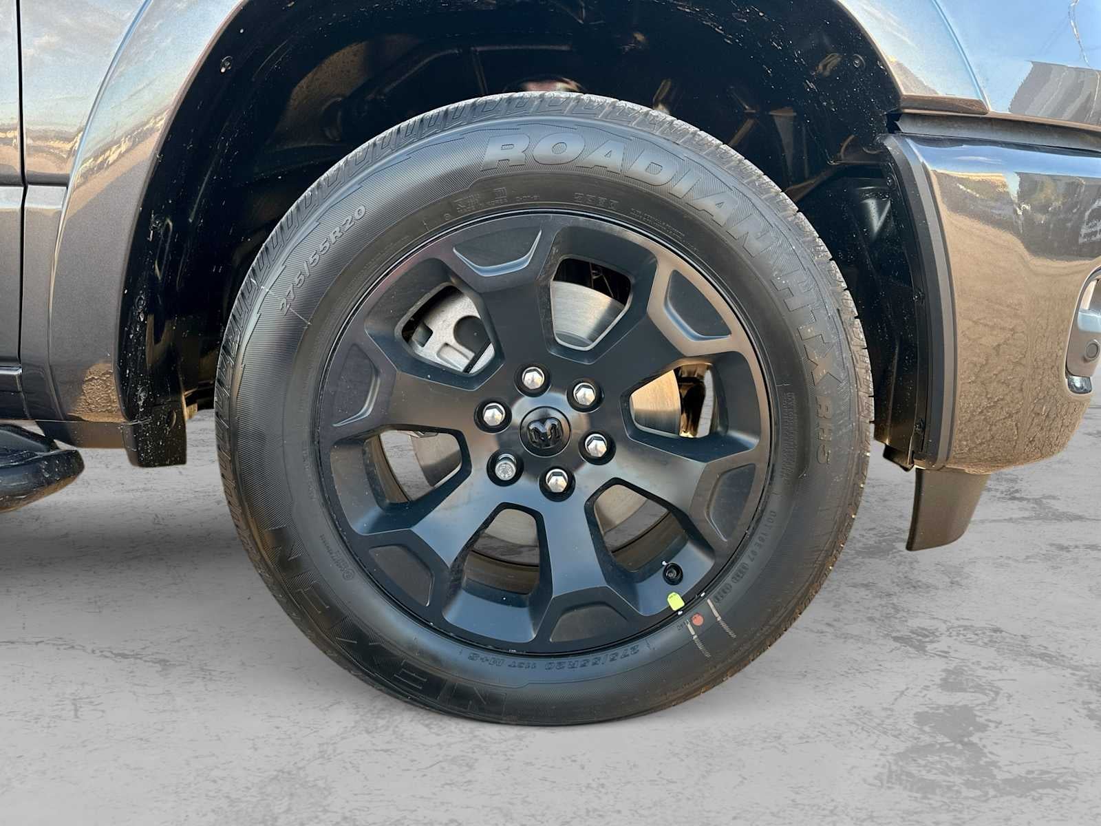 2027 RAM 1500 RAM 1500 LONE STAR CREW CAB 4X4 5'7' BOX