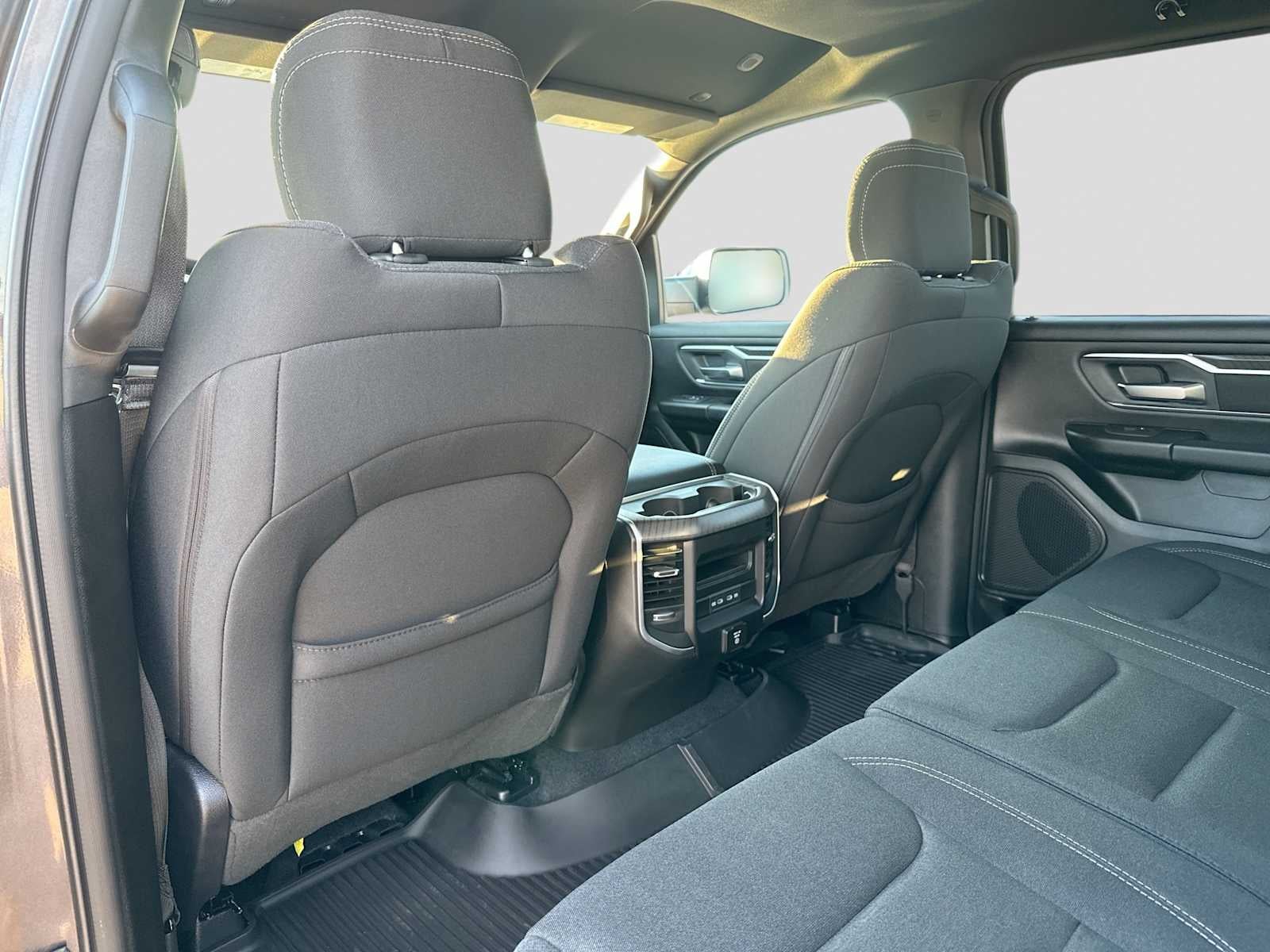 2027 RAM 1500 RAM 1500 LONE STAR CREW CAB 4X4 5'7' BOX