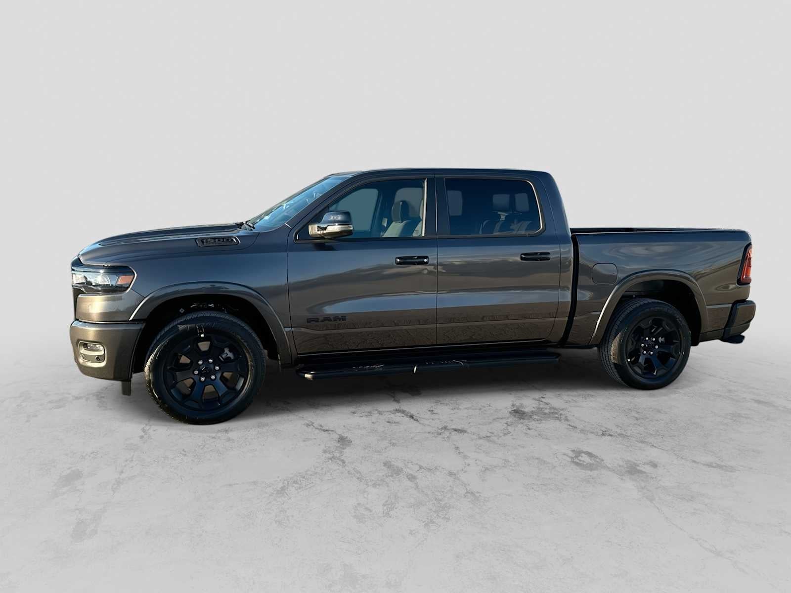 2027 RAM 1500 RAM 1500 LONE STAR CREW CAB 4X4 5'7' BOX