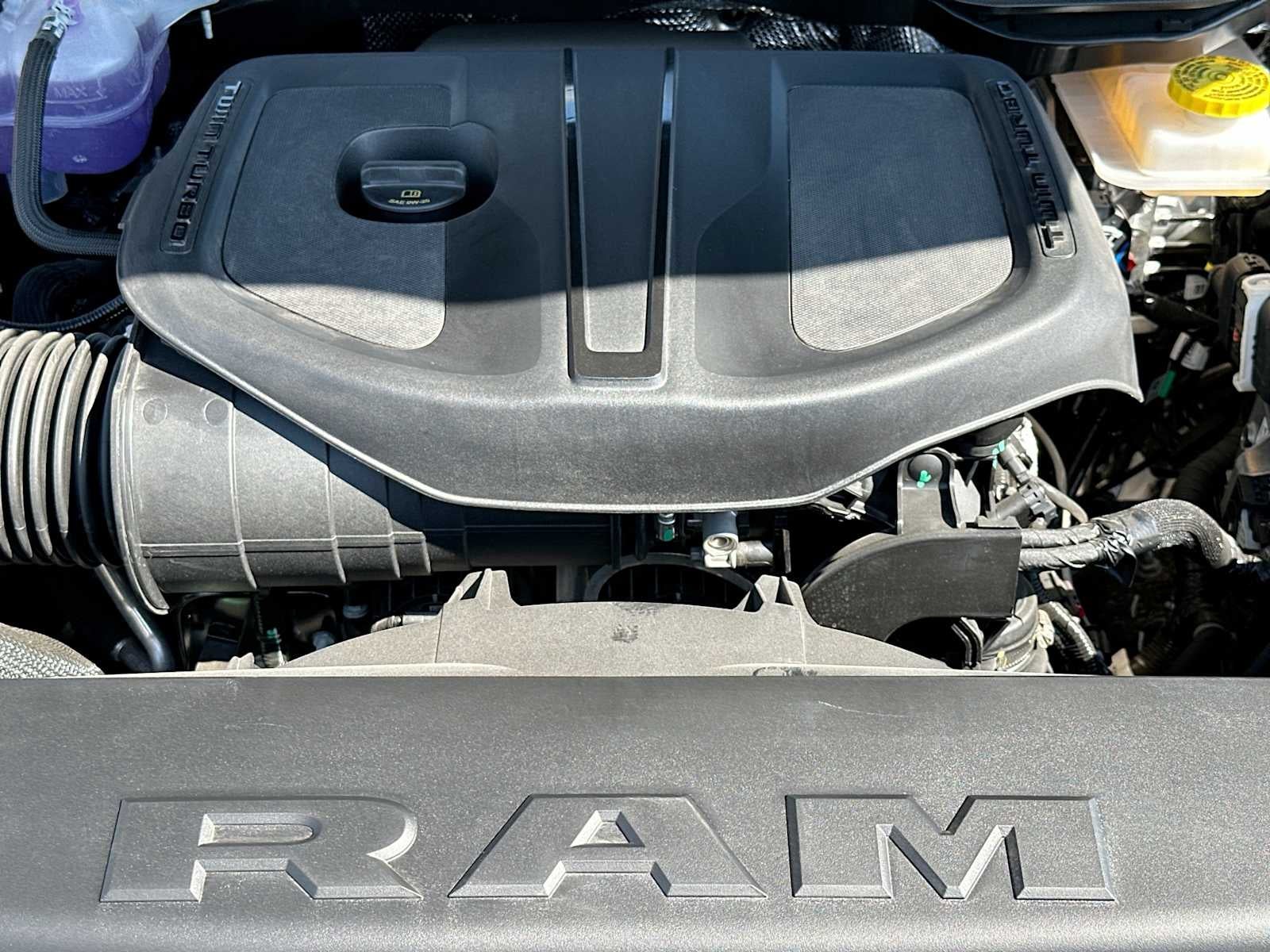 2027 RAM 1500 RAM 1500 LONE STAR CREW CAB 4X4 5'7' BOX