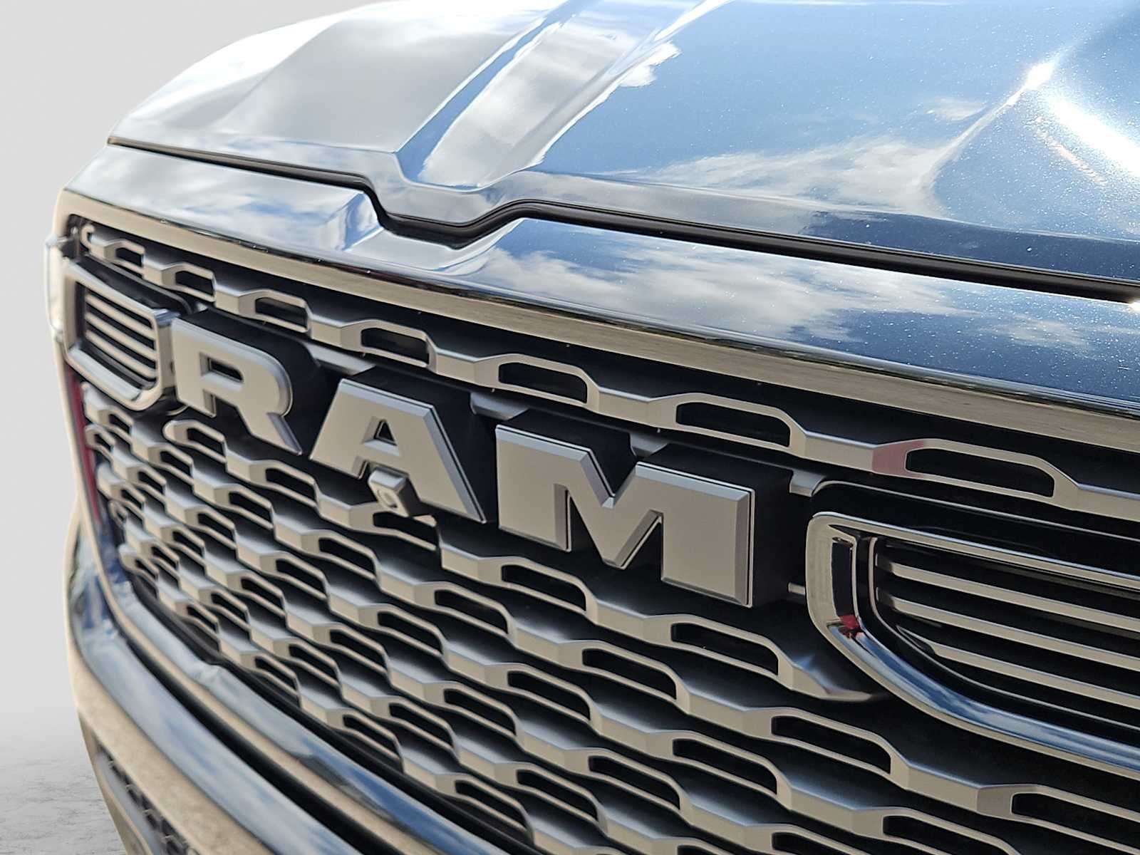 2026 RAM 1500 RAM 1500 LONE STAR CREW CAB 4X4 5'7' BOX