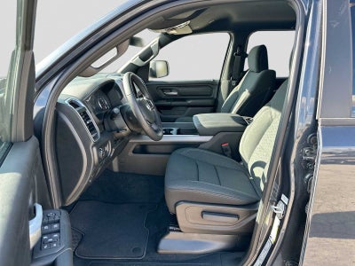 2026 RAM 1500 RAM 1500 EXPRESS CREW CAB 4X4 5'7' BOX