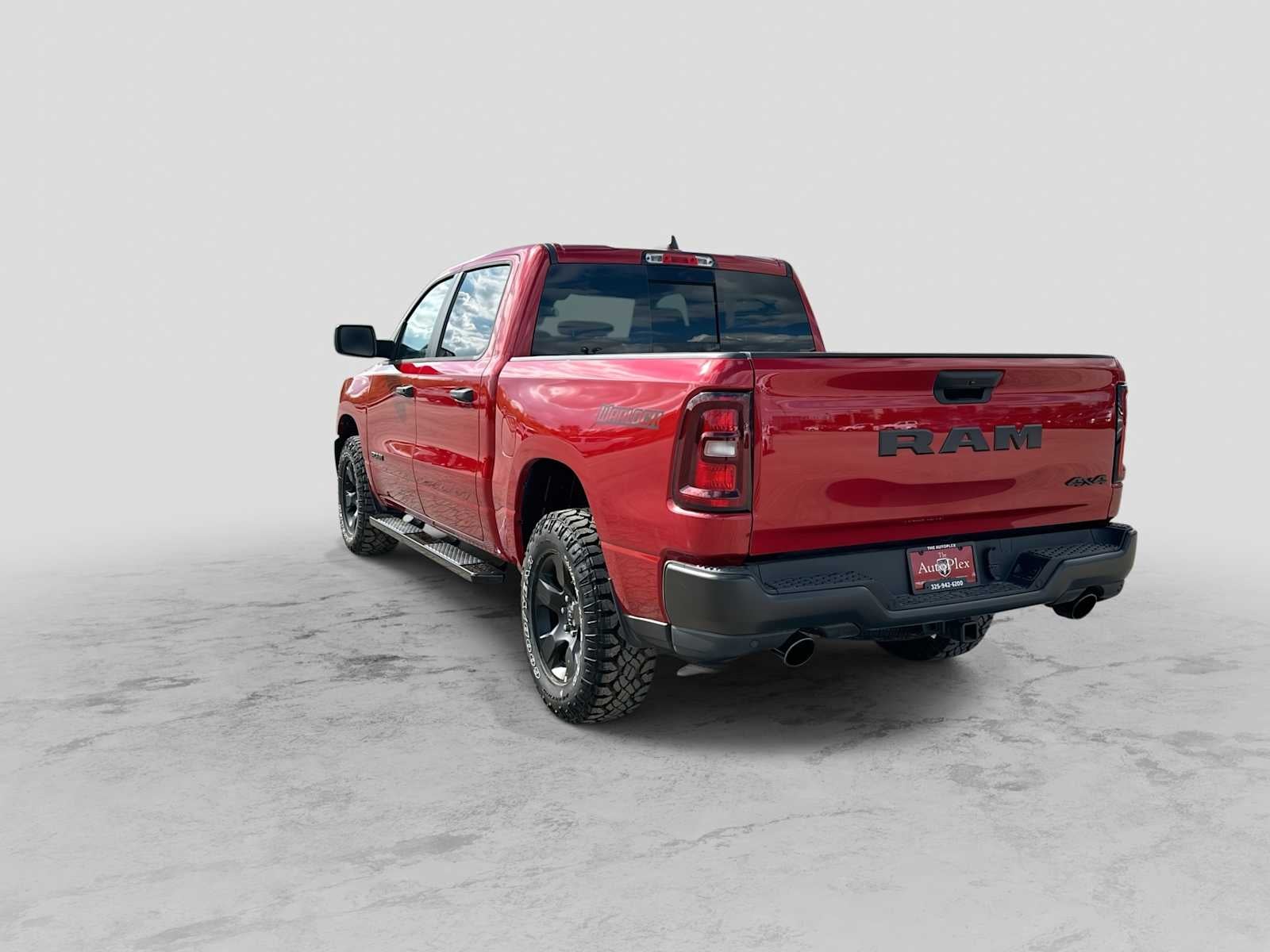 2027 RAM 1500 RAM 1500 WARLOCK CREW CAB 4X4 5'7' BOX