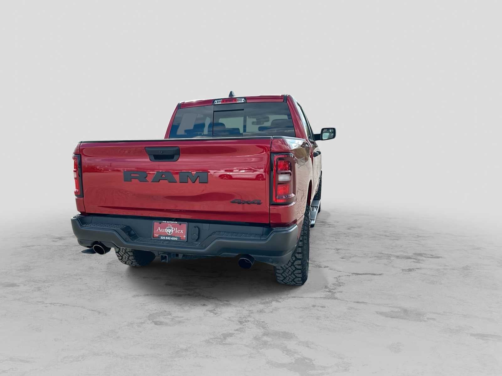 2027 RAM 1500 RAM 1500 WARLOCK CREW CAB 4X4 5'7' BOX