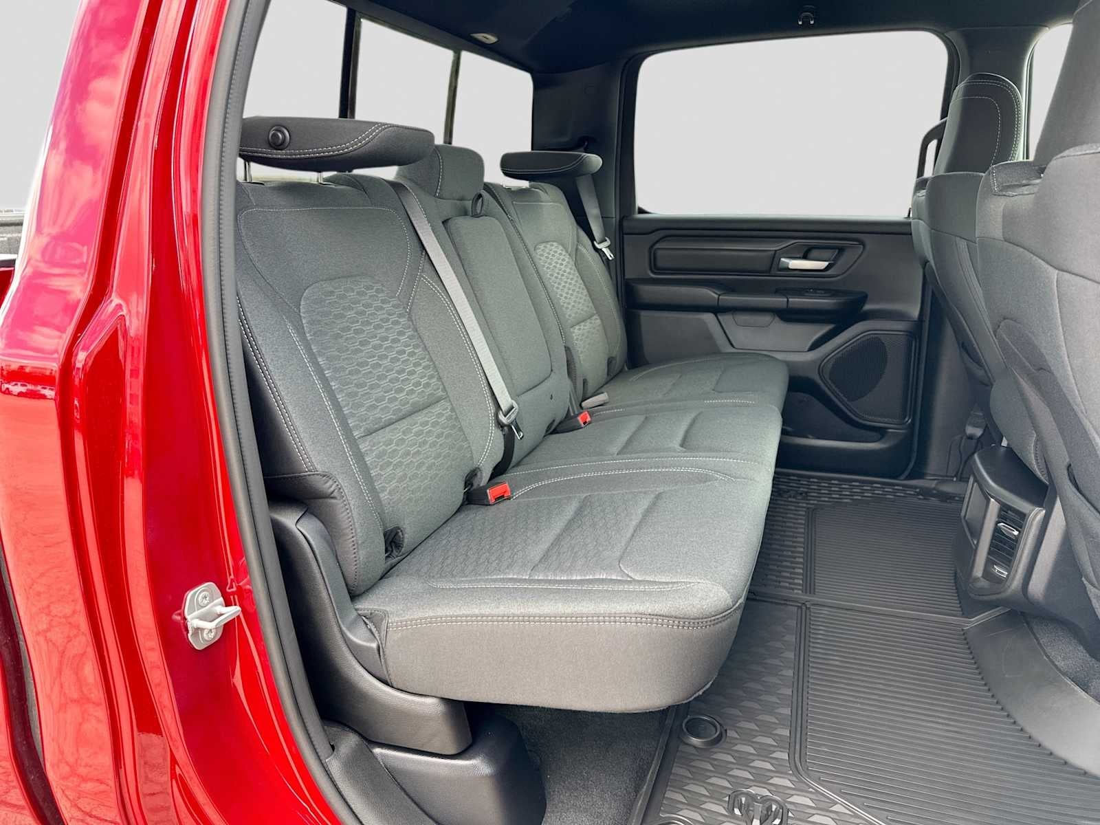 2027 RAM 1500 RAM 1500 WARLOCK CREW CAB 4X4 5'7' BOX