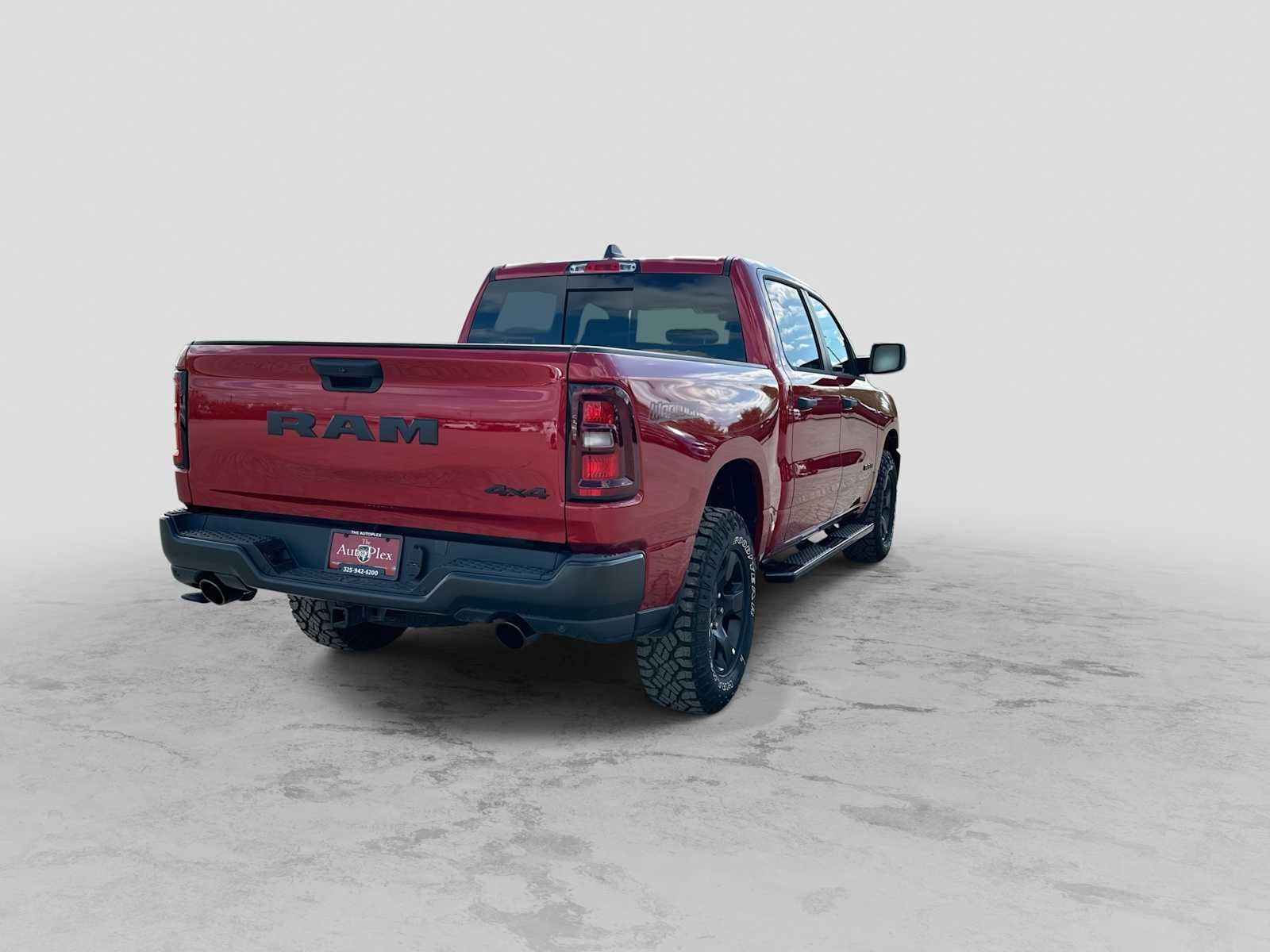 2027 RAM 1500 RAM 1500 WARLOCK CREW CAB 4X4 5'7' BOX
