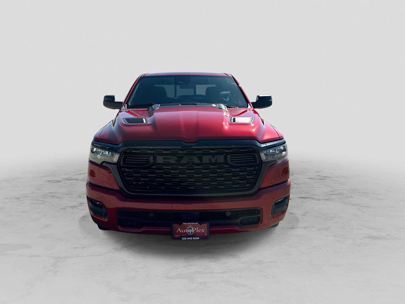 2026 RAM 1500 RAM 1500 EXPRESS CREW CAB 4X4 5'7' BOX