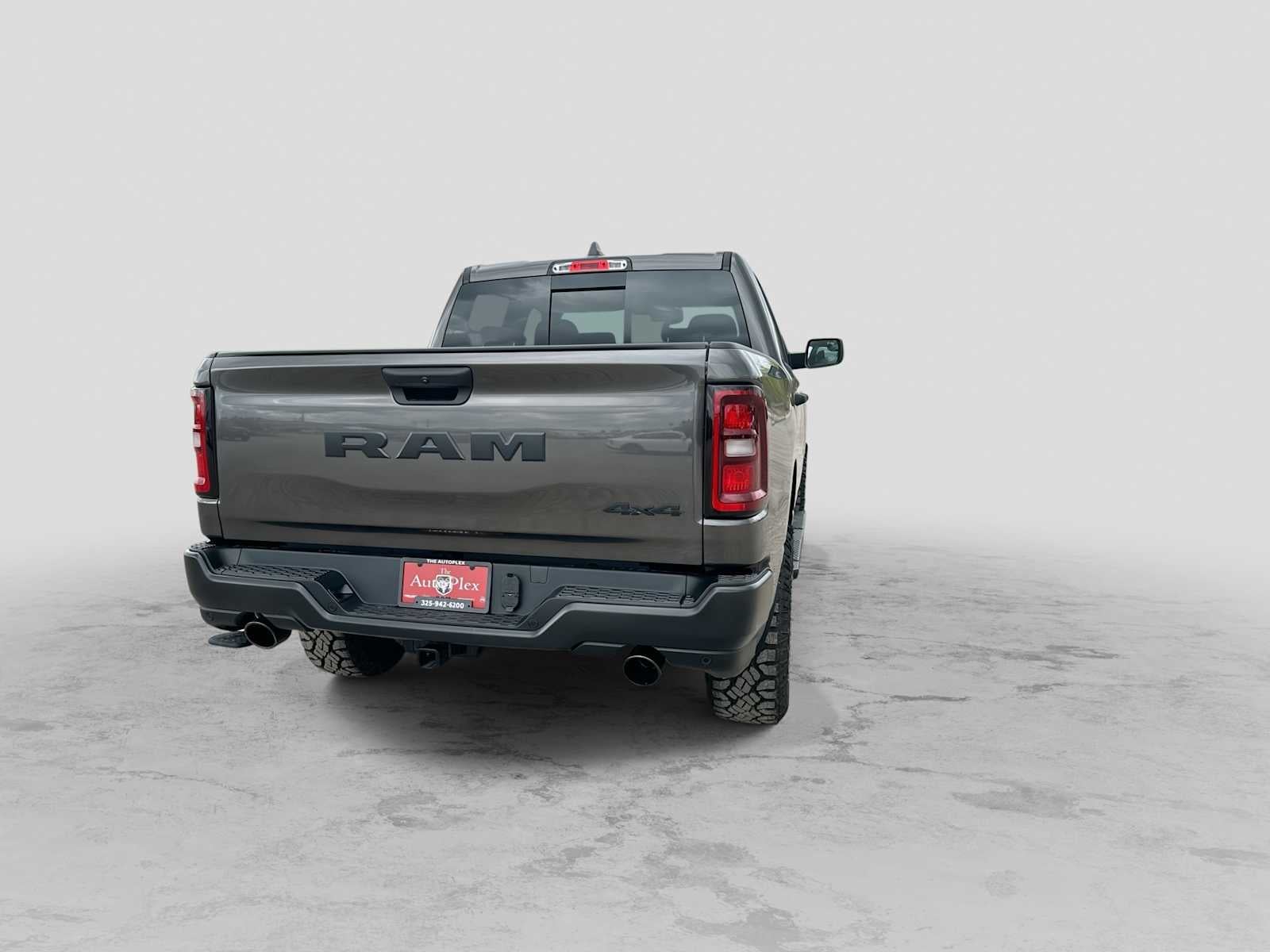 2027 RAM 1500 RAM 1500 WARLOCK CREW CAB 4X4 5'7' BOX