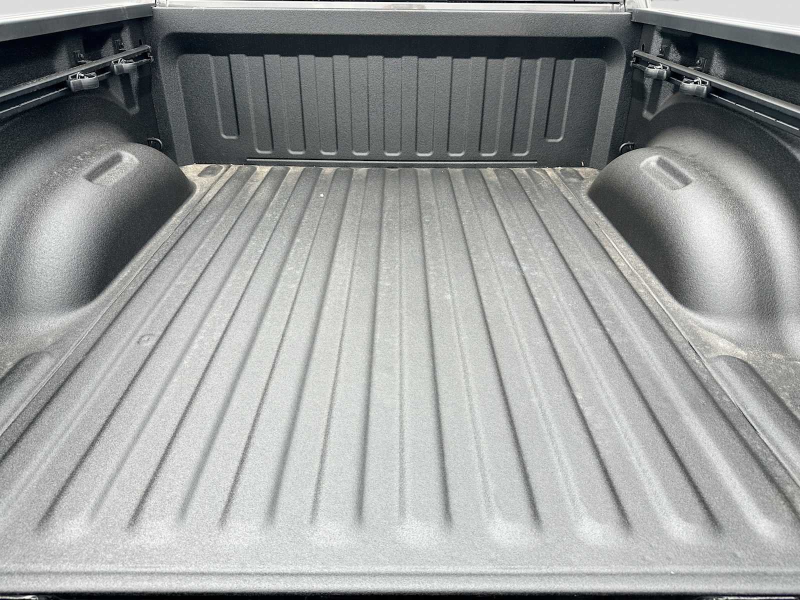 2027 RAM 1500 RAM 1500 WARLOCK CREW CAB 4X4 5'7' BOX