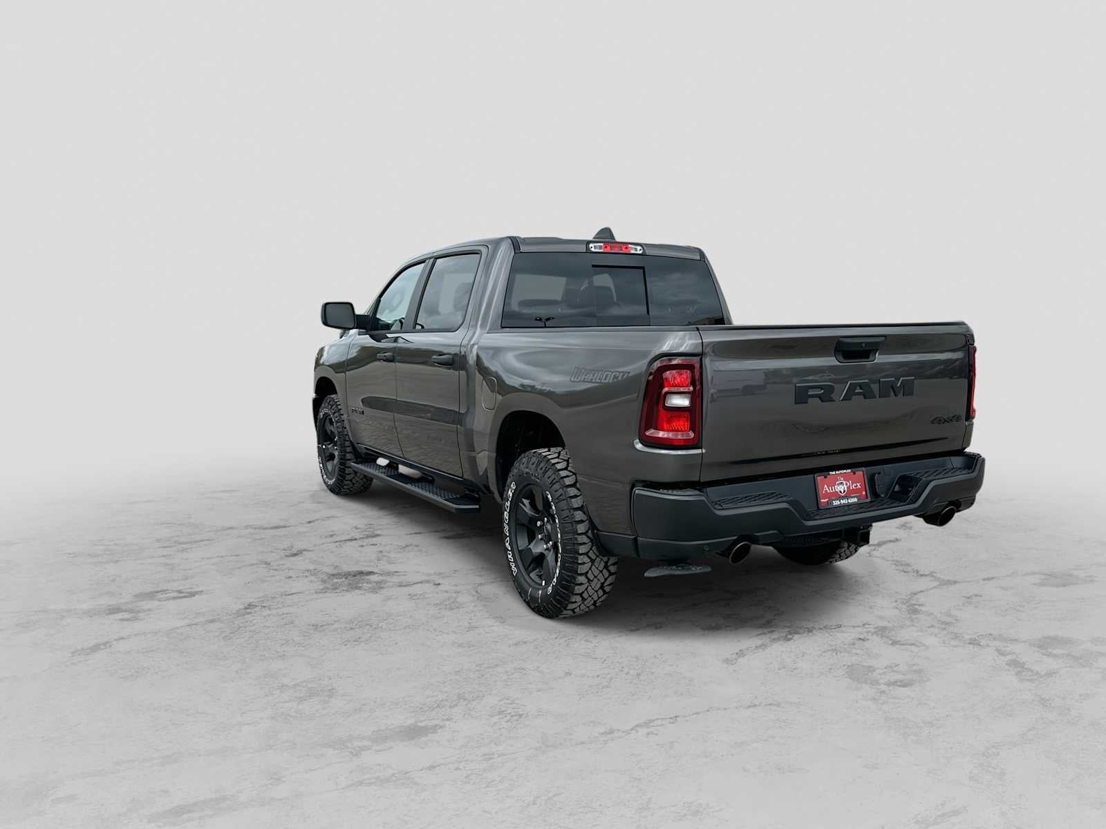 2027 RAM 1500 RAM 1500 WARLOCK CREW CAB 4X4 5'7' BOX