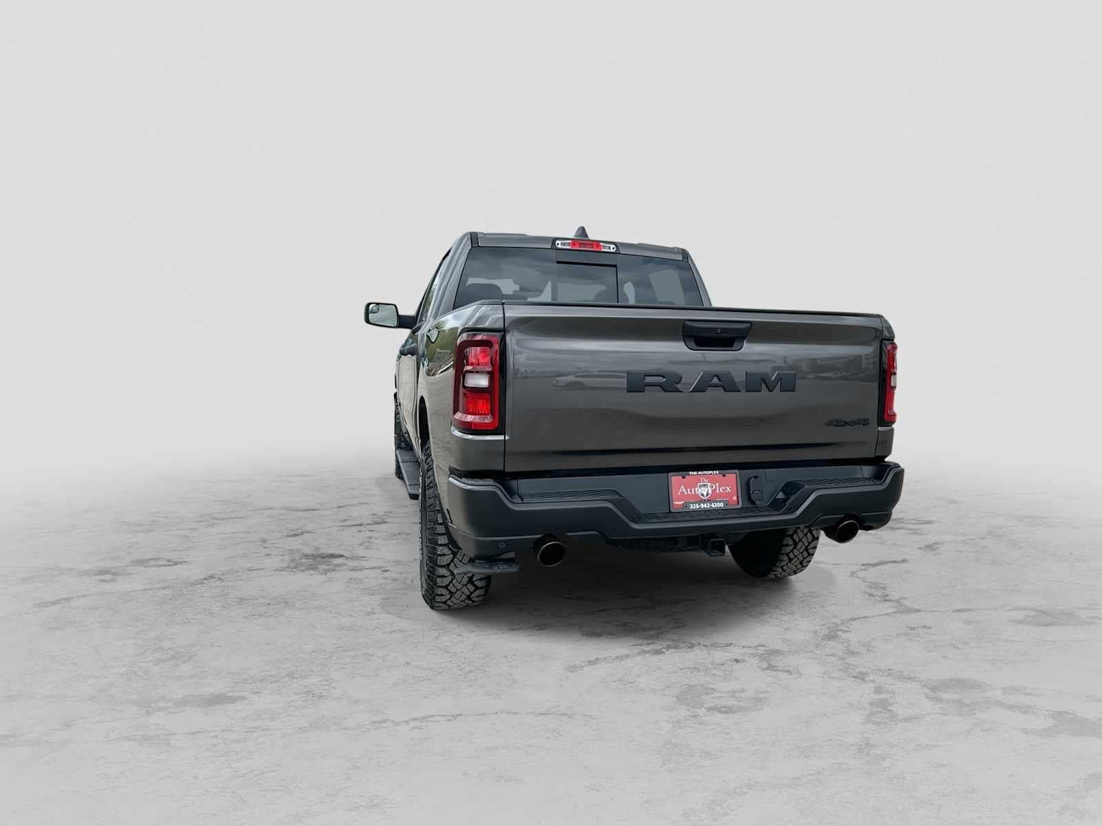 2027 RAM 1500 RAM 1500 WARLOCK CREW CAB 4X4 5'7' BOX