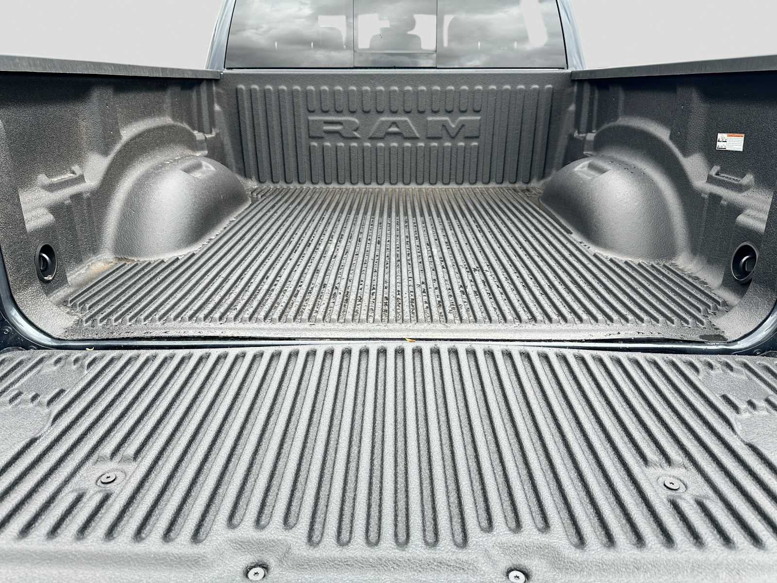 2026 RAM 1500 RAM 1500 LARAMIE CREW CAB 4X4 5'7' BOX