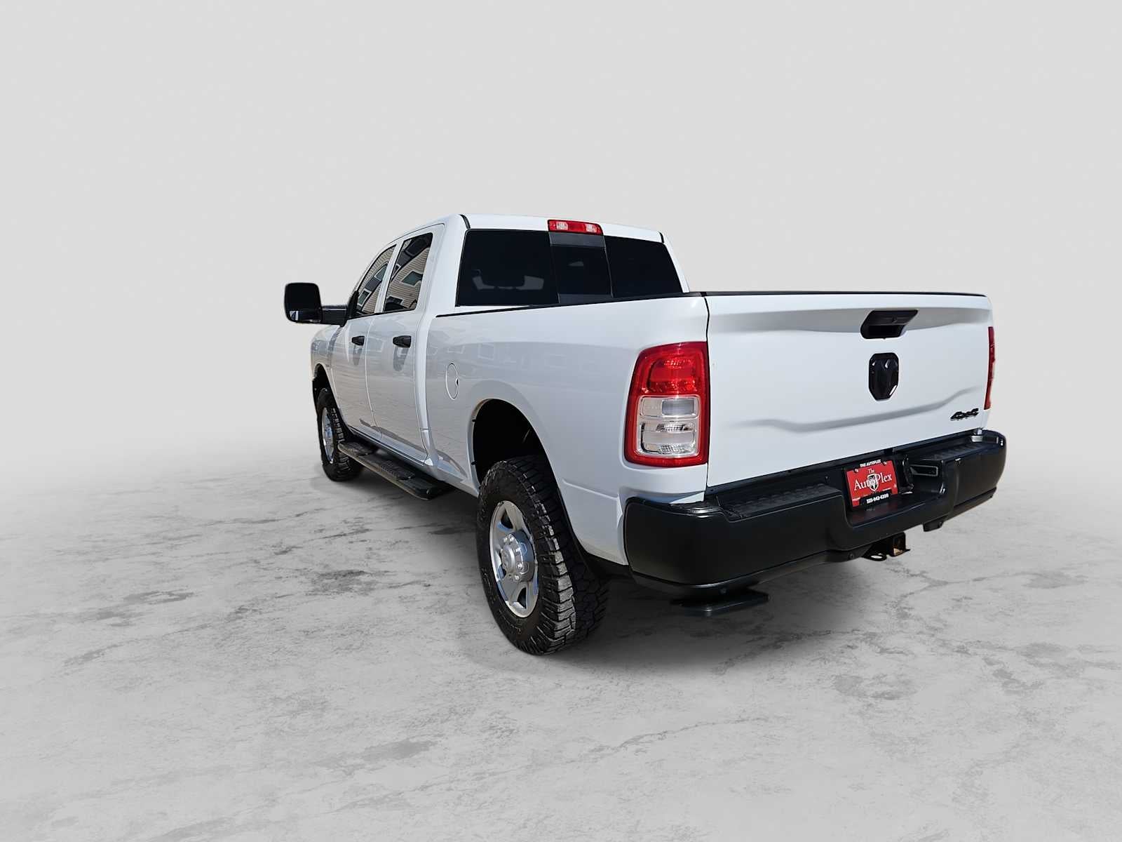 2023 RAM 2500 Tradesman Crew Cab 4x4 6'4' Box