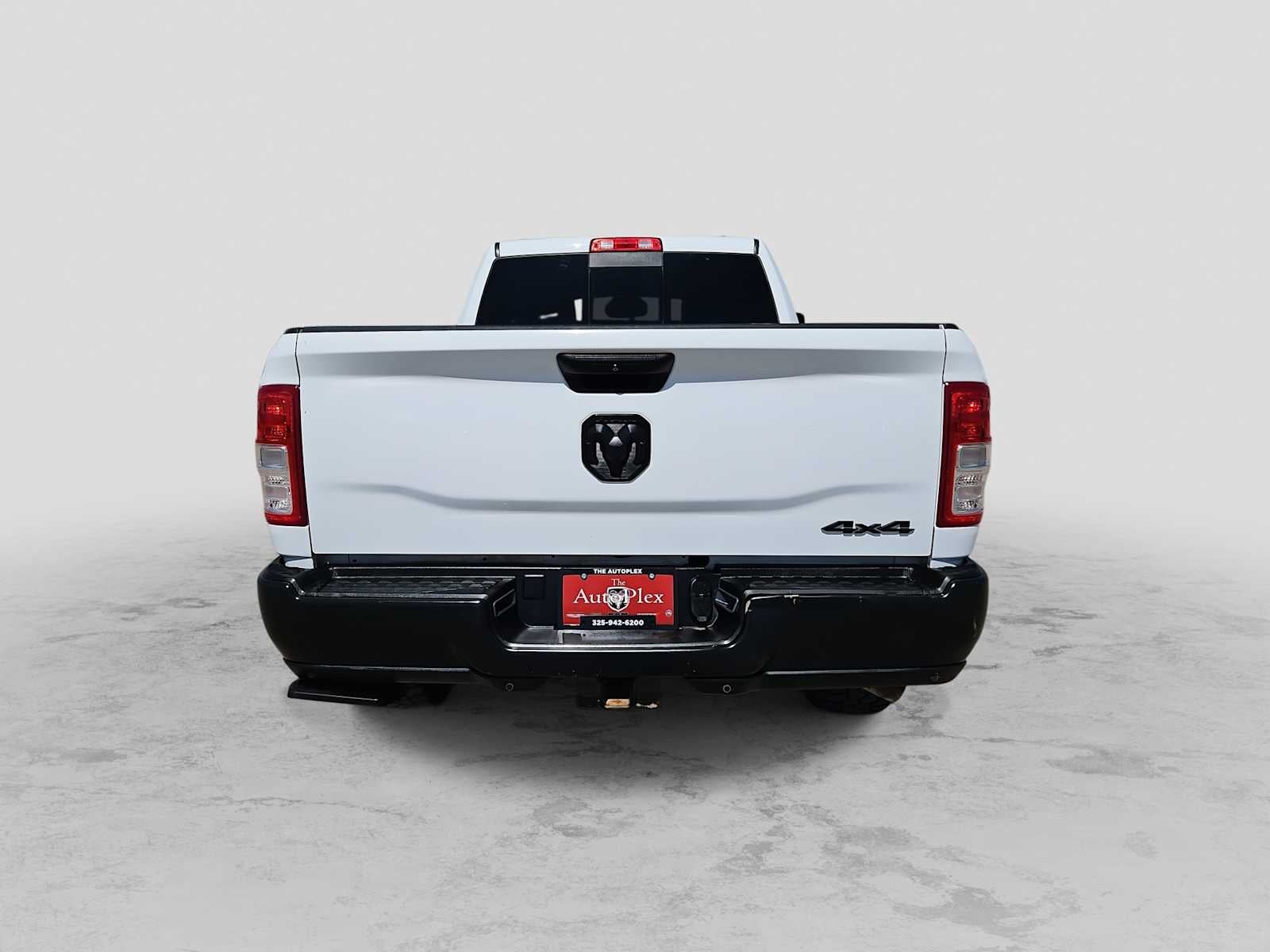 2023 RAM 2500 Tradesman Crew Cab 4x4 6'4' Box