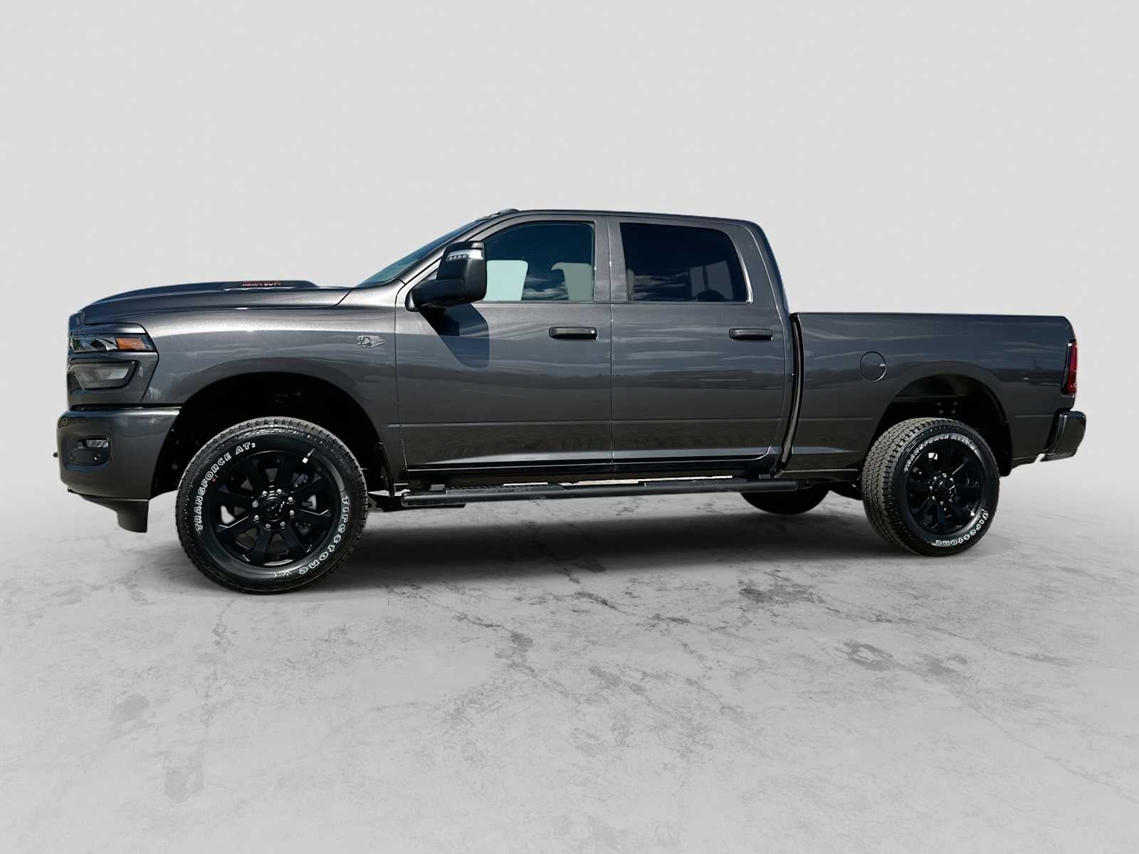 2027 RAM 2500 RAM 2500 BLACK EXPRESS CREW CAB 4X4 6'4' BOX