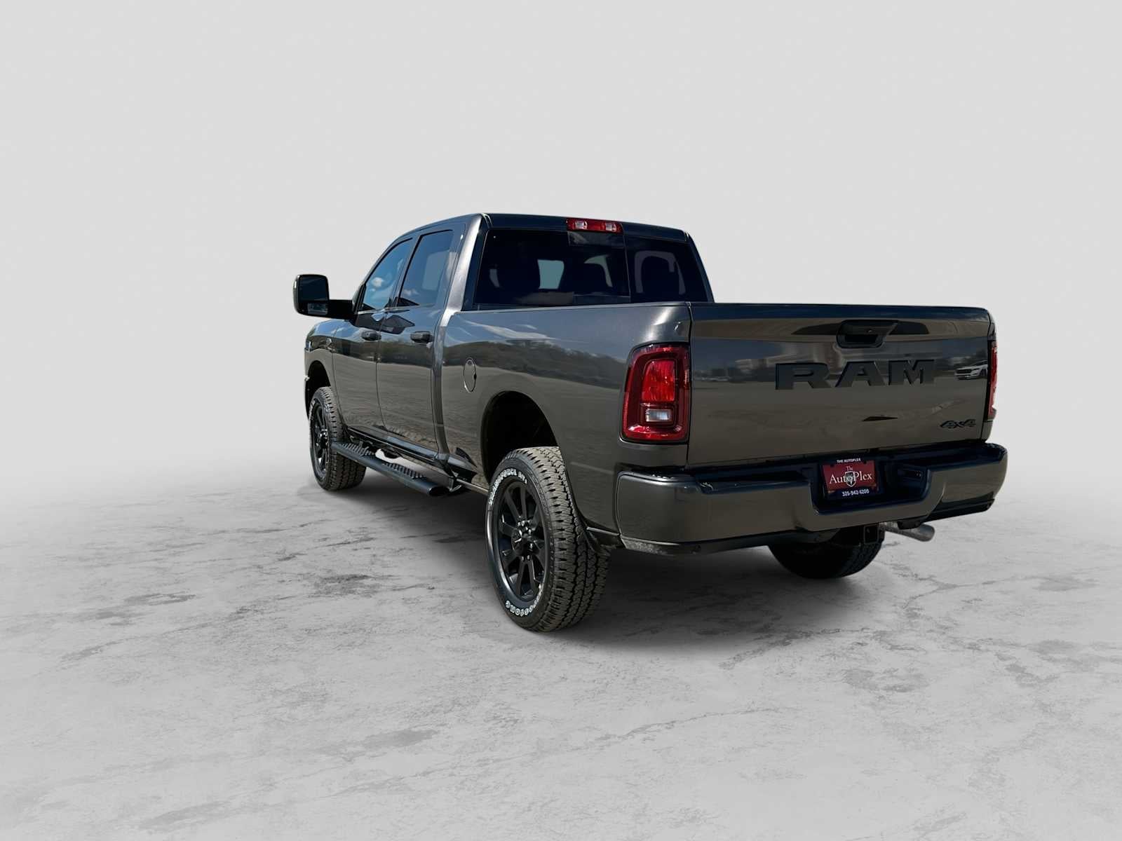 2027 RAM 2500 RAM 2500 BLACK EXPRESS CREW CAB 4X4 6'4' BOX