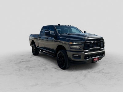 2027 RAM 2500 RAM 2500 BLACK EXPRESS CREW CAB 4X4 6'4' BOX