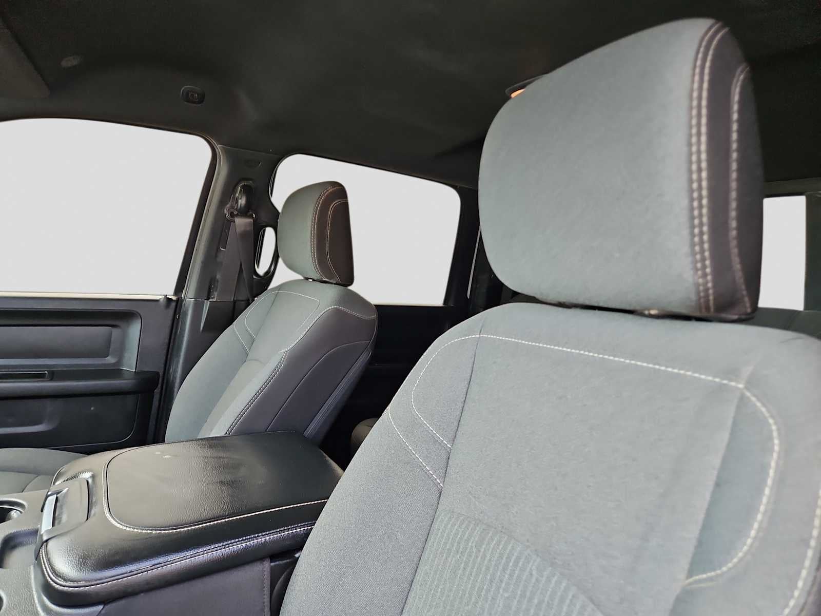 2023 RAM 2500 Tradesman Crew Cab 4x4 6'4' Box