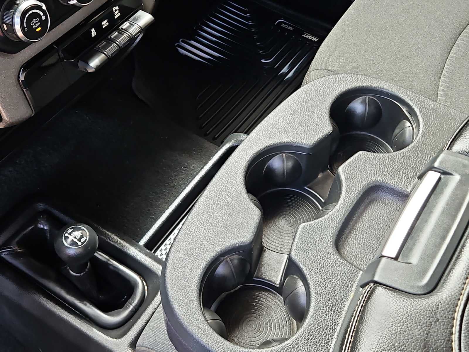 2023 RAM 2500 Tradesman Crew Cab 4x4 6'4' Box