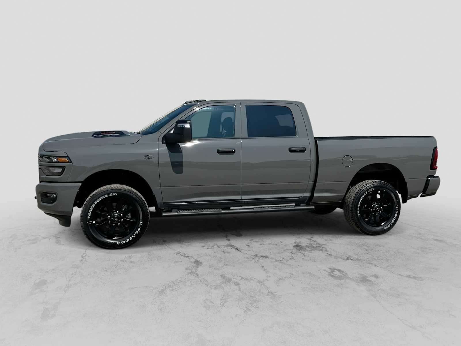 2027 RAM 2500 RAM 2500 BLACK EXPRESS CREW CAB 4X4 6'4' BOX