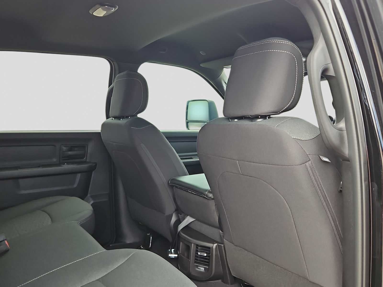 2026 RAM 2500 RAM 2500 TRADESMAN CREW CAB 4X4 6'4' BOX