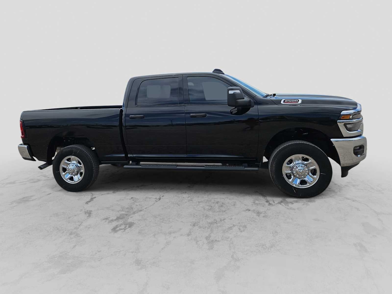 2026 RAM 2500 RAM 2500 TRADESMAN CREW CAB 4X4 6'4' BOX