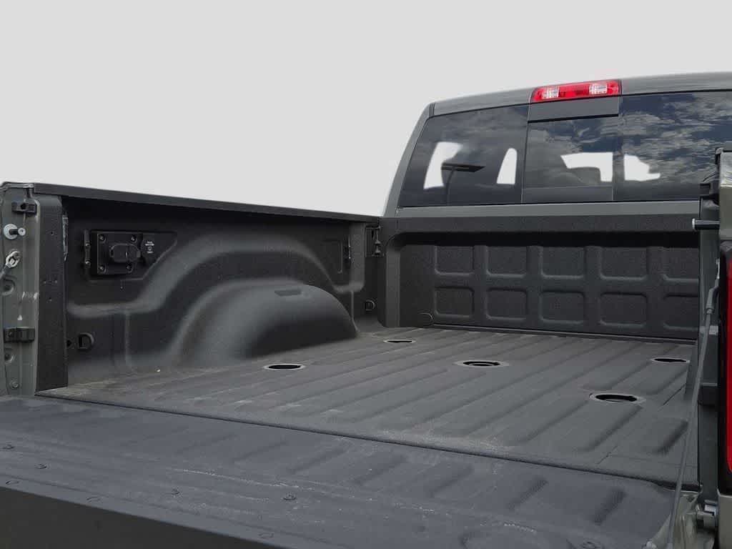 2027 RAM 2500 Black Express