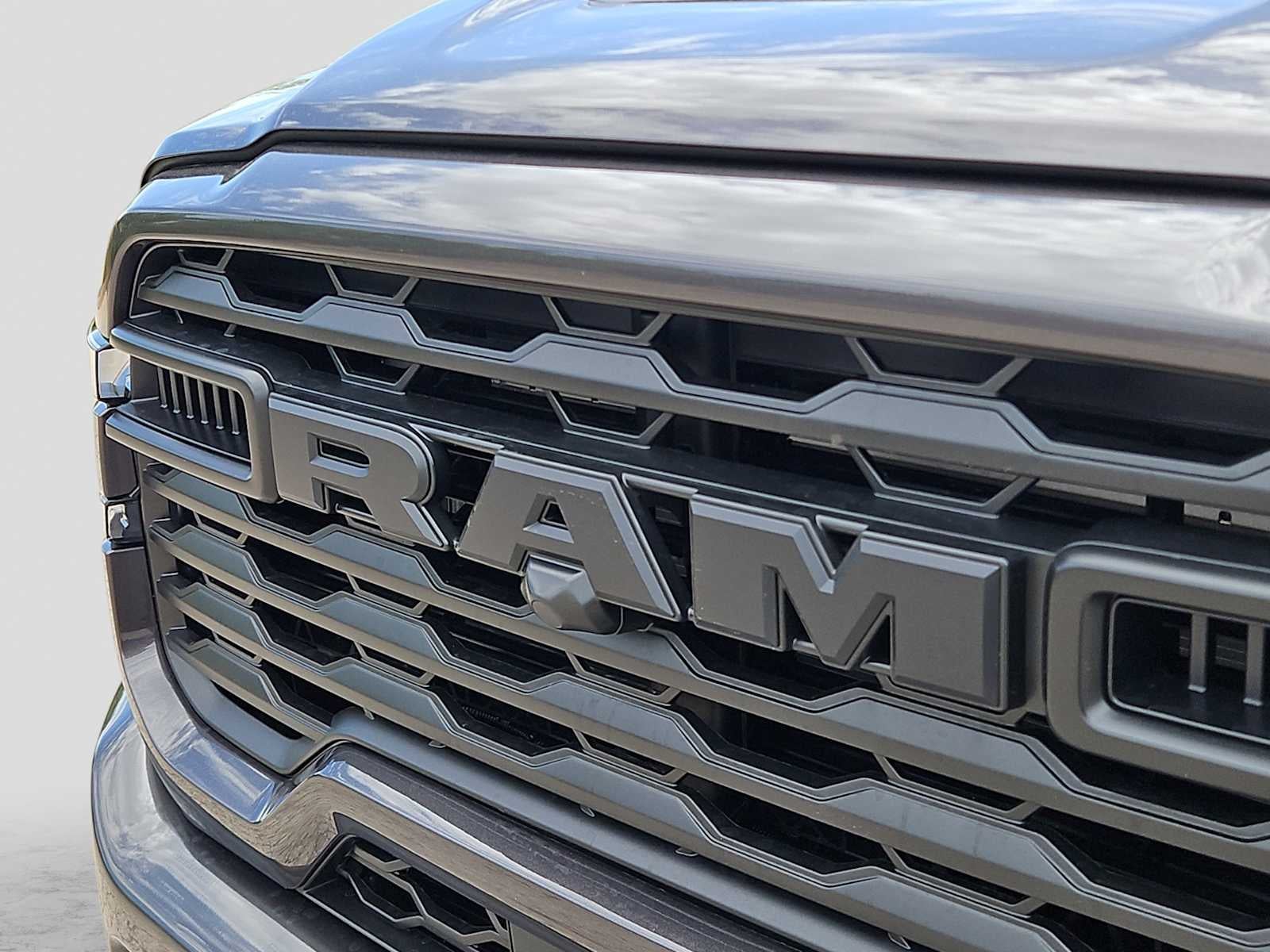 2026 RAM 2500 RAM 2500 BLACK EXPRESS CREW CAB 4X4 6'4' BOX