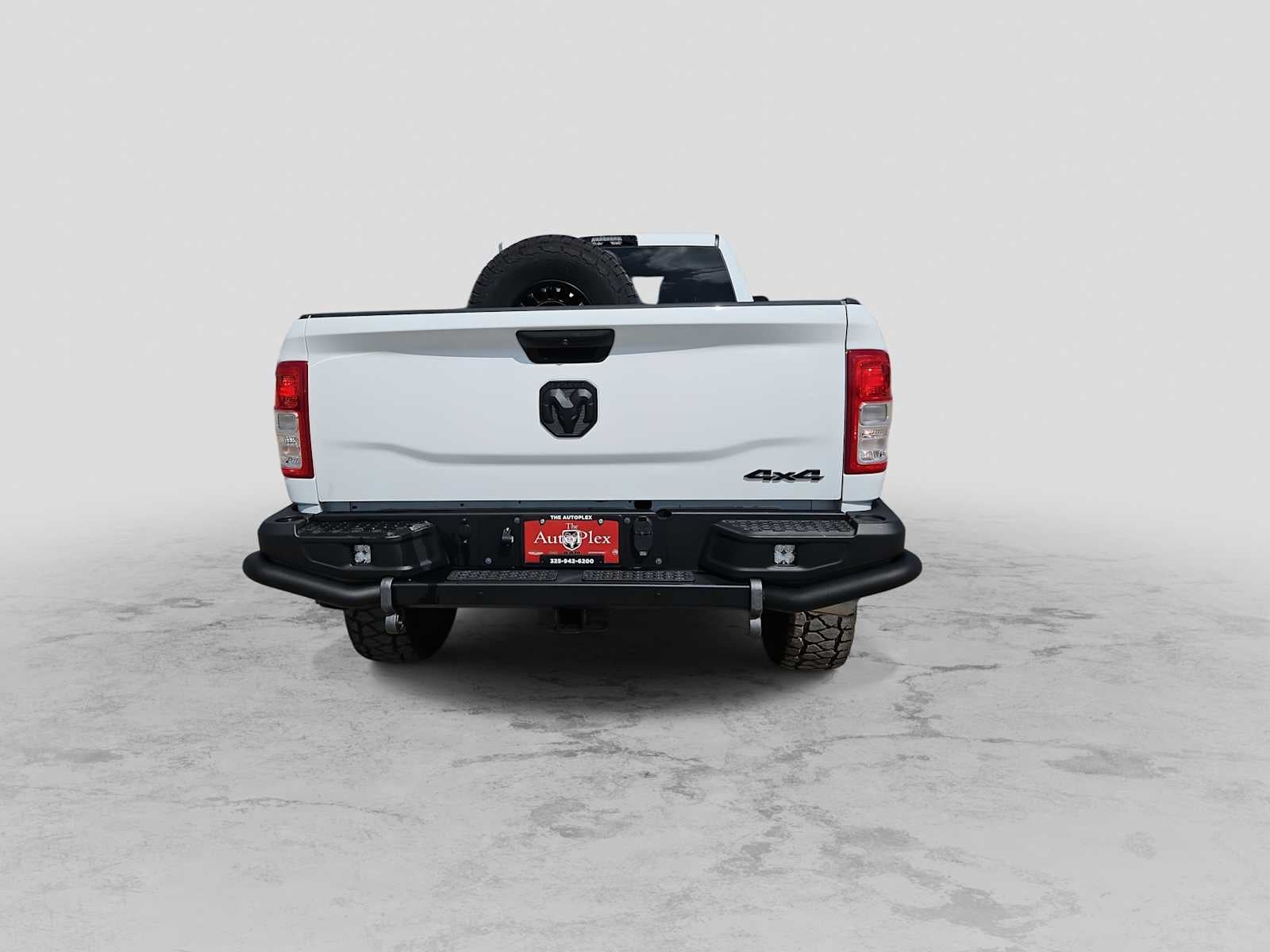 2024 RAM 2500 Tradesman 4x4 Crew Cab 64 Box