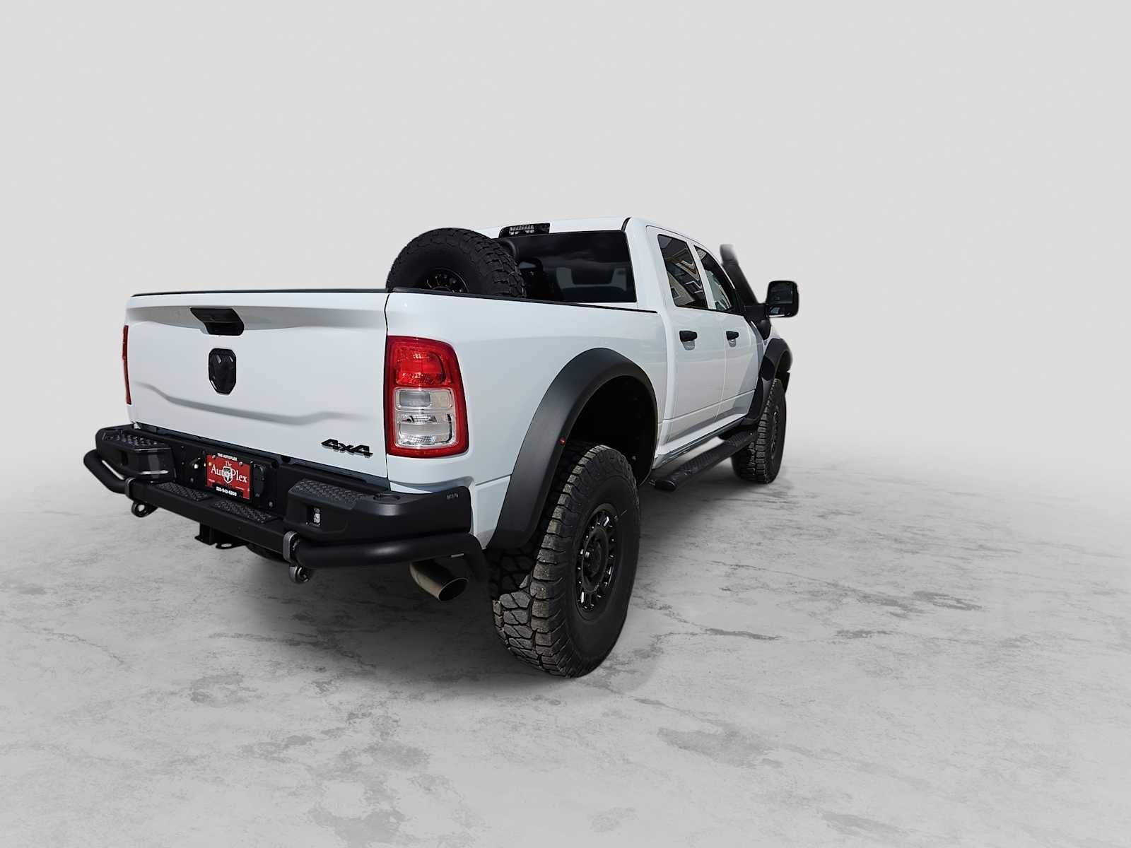 2024 RAM 2500 Tradesman 4x4 Crew Cab 64 Box