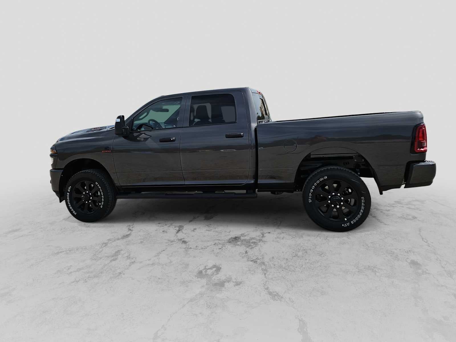 2026 RAM Ram 2500 RAM 2500 BLACK EXPRESS CREW CAB 4X4 6'4' BOX