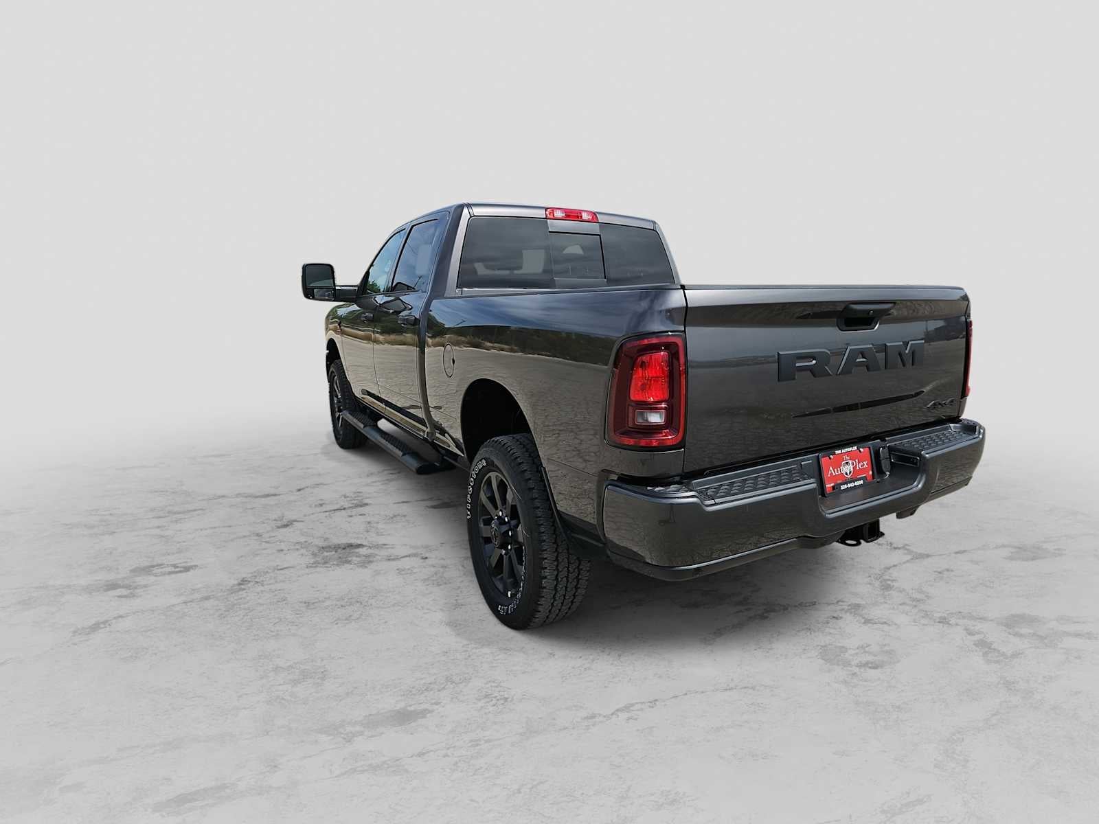 2026 RAM Ram 2500 RAM 2500 BLACK EXPRESS CREW CAB 4X4 6'4' BOX