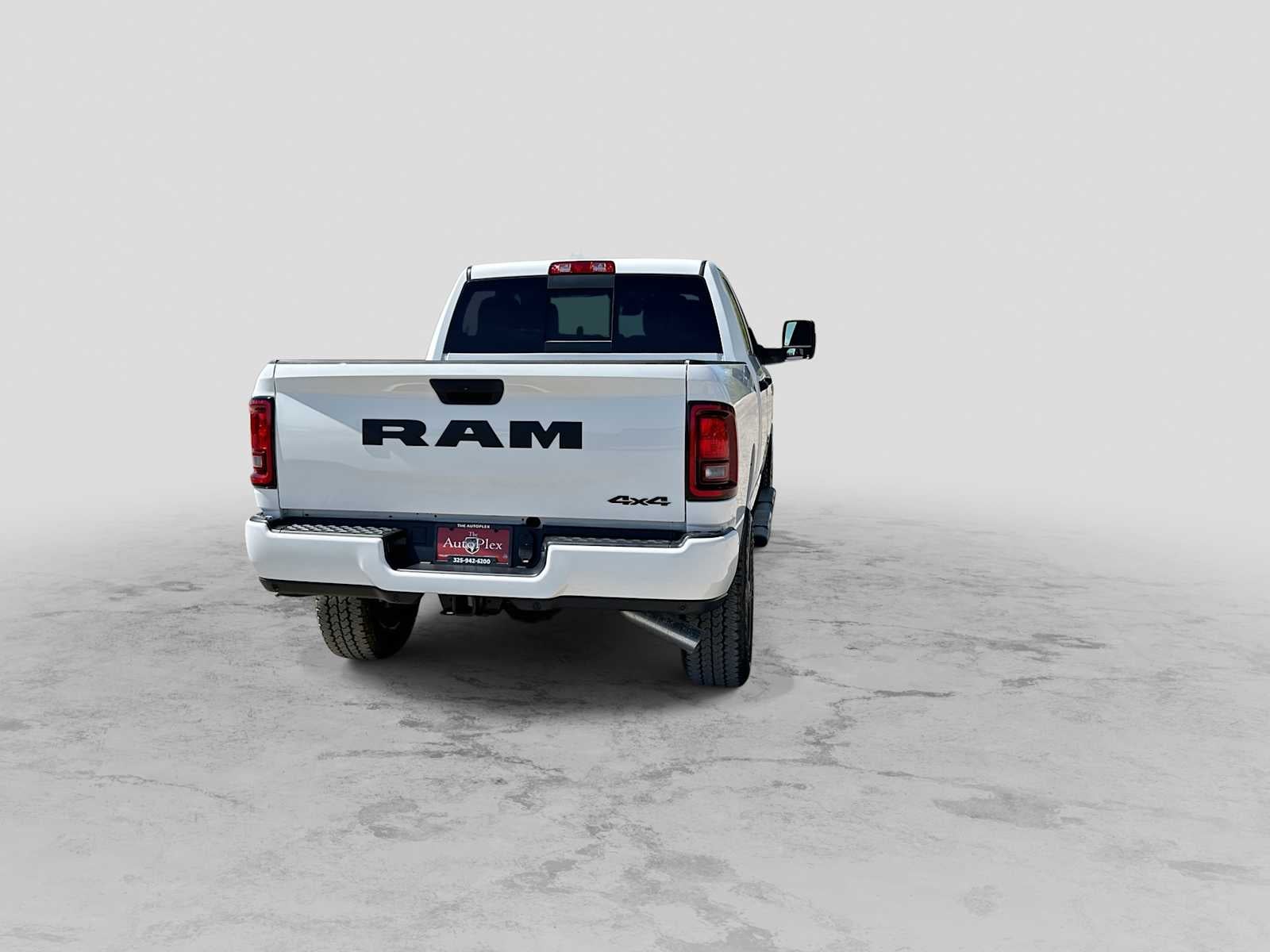 2027 RAM 2500 RAM 2500 BLACK EXPRESS CREW CAB 4X4 6'4' BOX