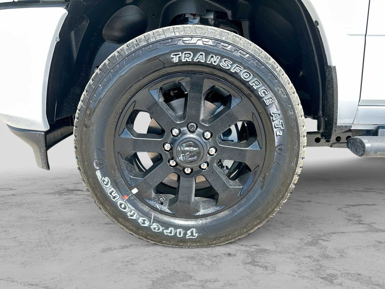 2027 RAM 2500 RAM 2500 BLACK EXPRESS CREW CAB 4X4 6'4' BOX