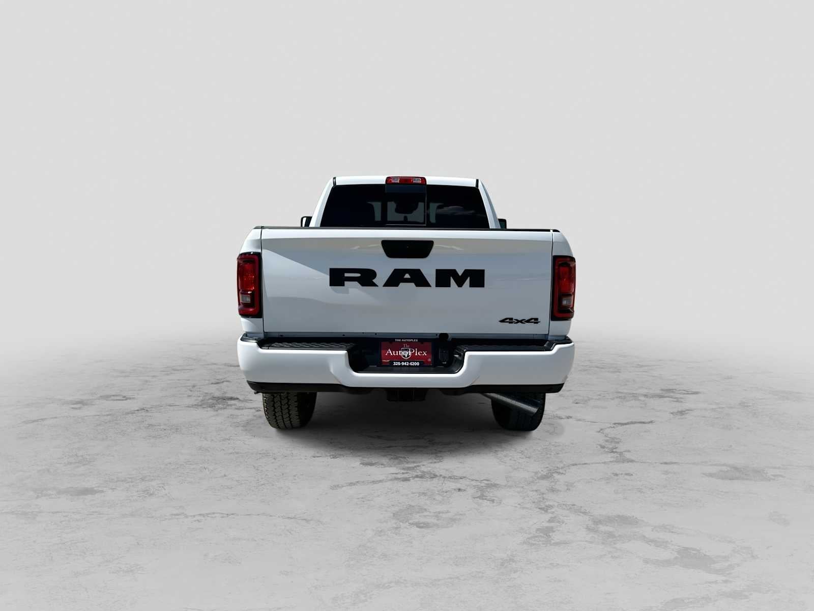 2027 RAM 2500 RAM 2500 BLACK EXPRESS CREW CAB 4X4 6'4' BOX
