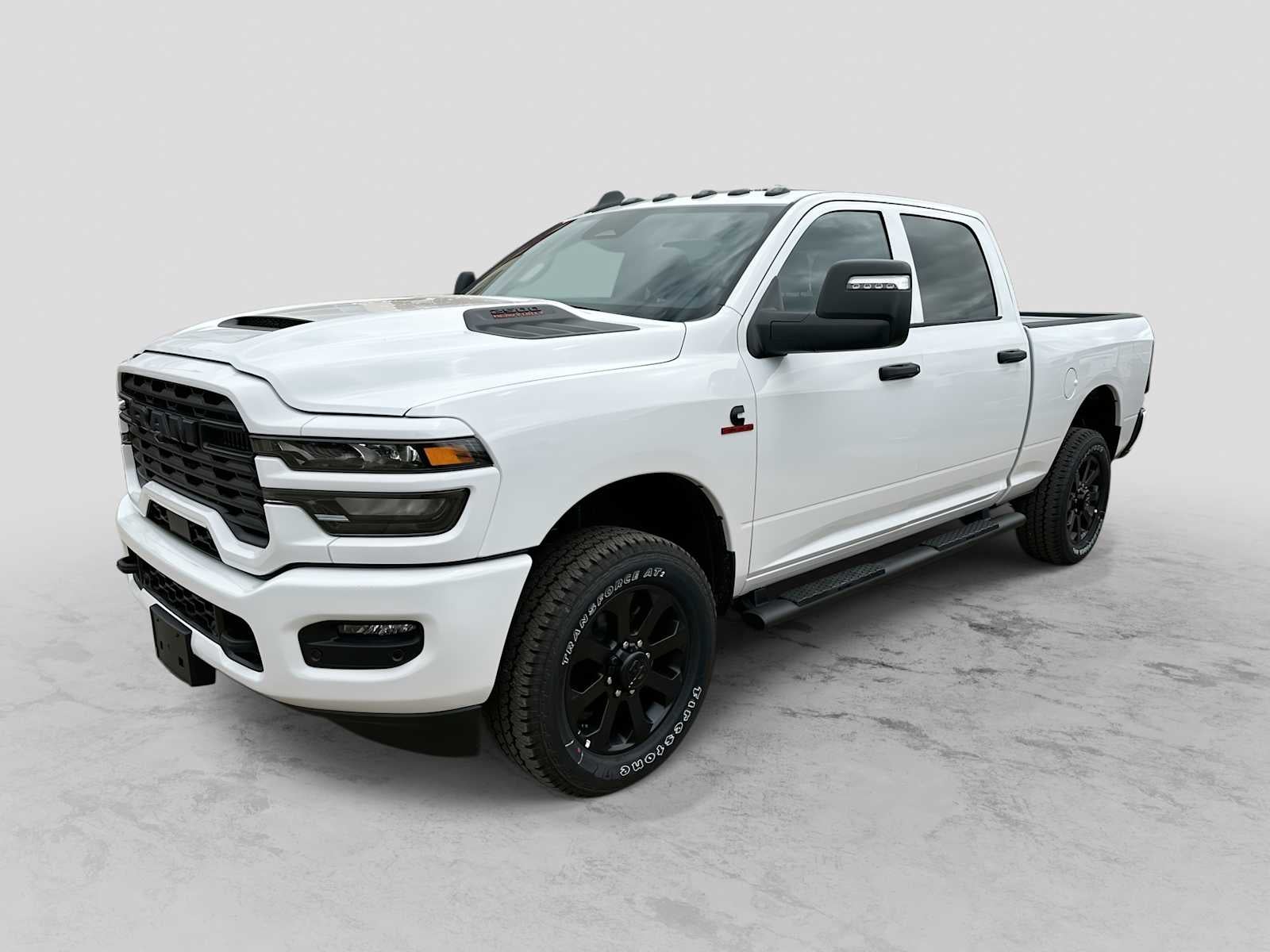 2026 RAM 2500 RAM 2500 BLACK EXPRESS CREW CAB 4X4 6'4' BOX