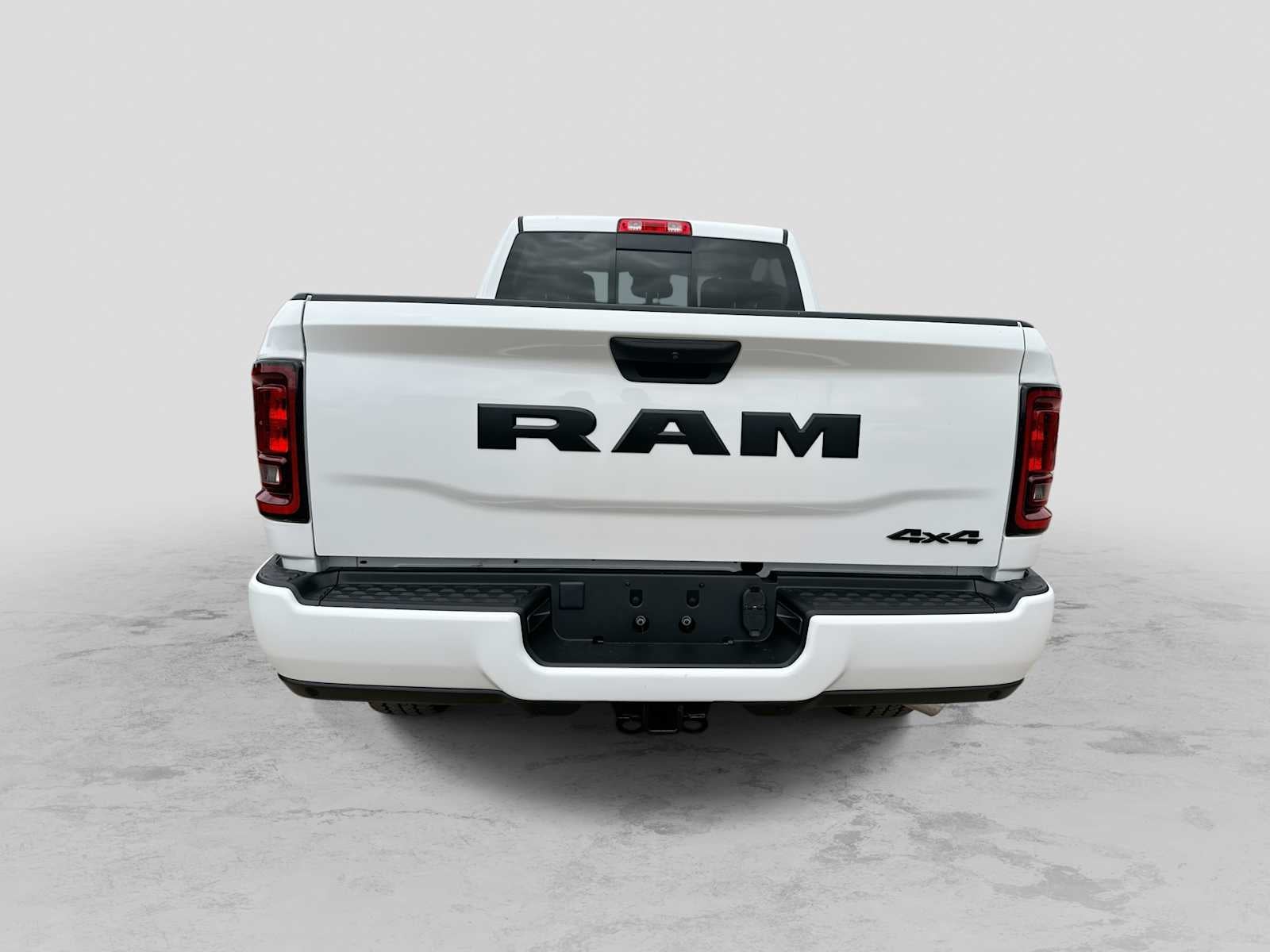 2026 RAM 2500 RAM 2500 BLACK EXPRESS CREW CAB 4X4 6'4' BOX