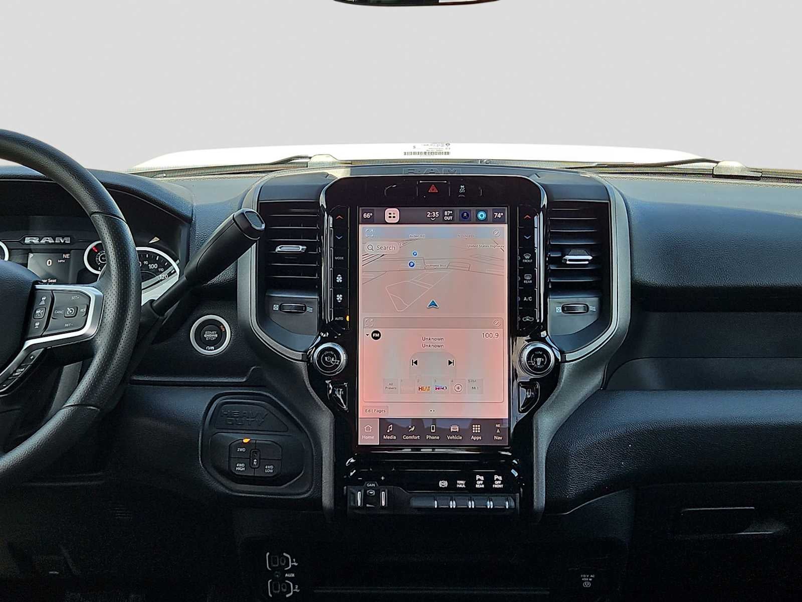 2026 RAM 2500 RAM 2500 BLACK EXPRESS CREW CAB 4X4 6'4' BOX