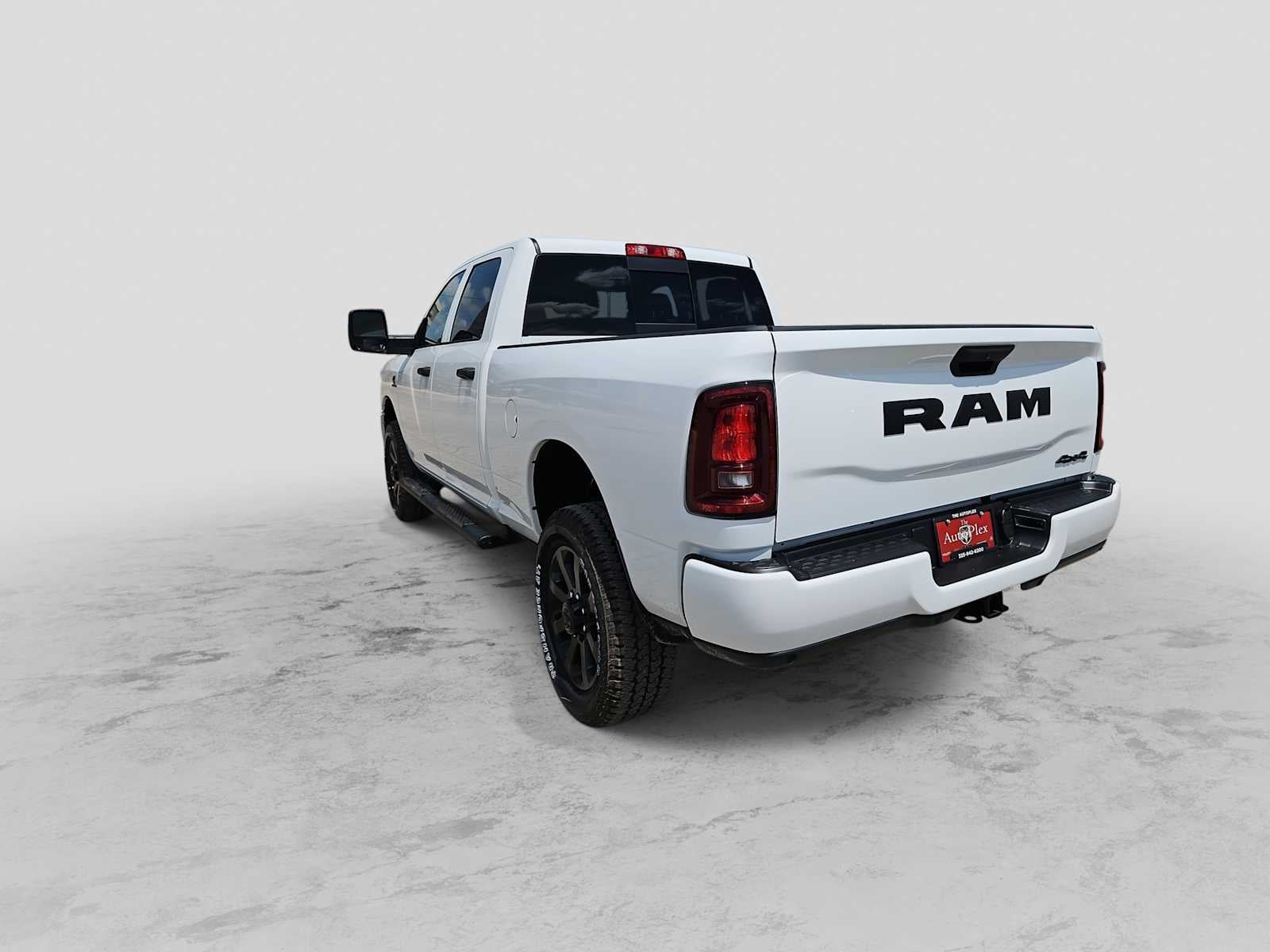 2026 RAM 2500 RAM 2500 BLACK EXPRESS CREW CAB 4X4 6'4' BOX
