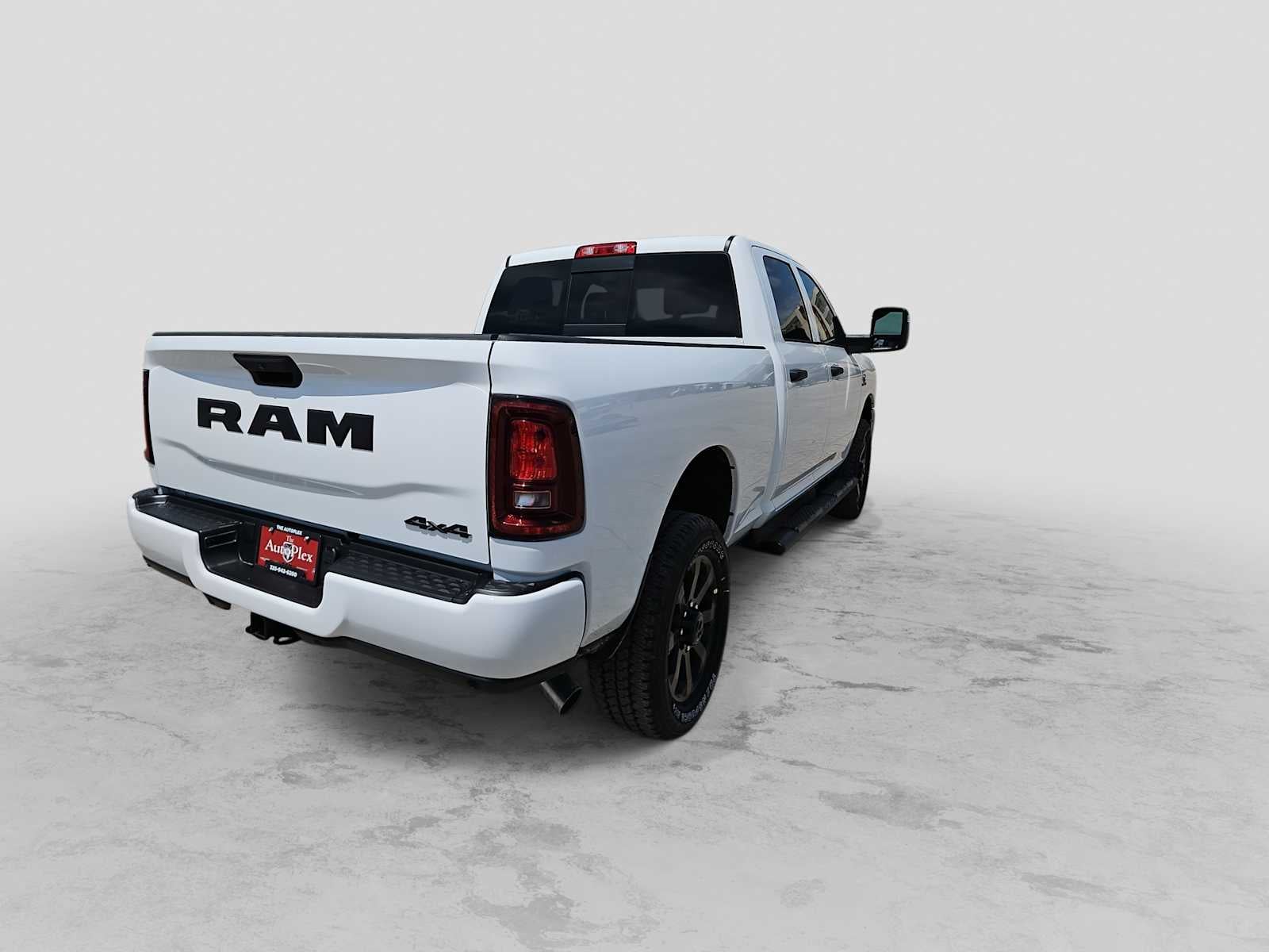 2026 RAM 2500 RAM 2500 BLACK EXPRESS CREW CAB 4X4 6'4' BOX