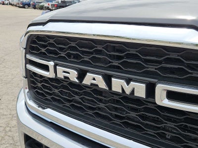 2023 RAM 2500 Tradesman Crew Cab 4x4 6'4' Box