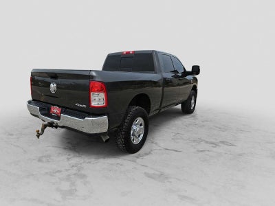 2023 RAM 2500 Tradesman Crew Cab 4x4 6'4' Box